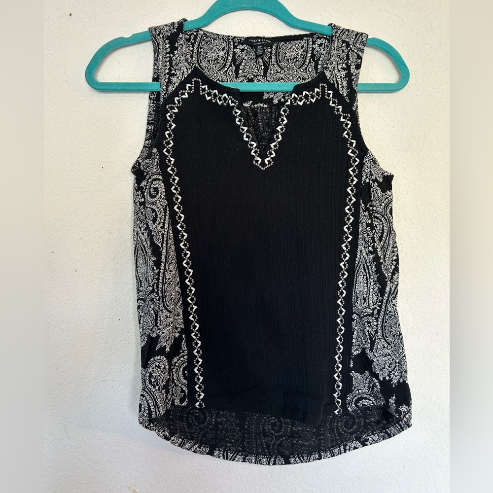 Lucky Brand top